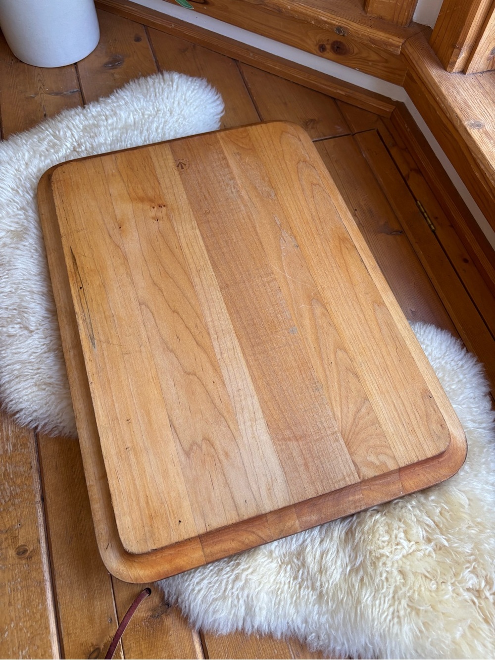 Vermont Wooden Cutting Board - Picture 3 of 7